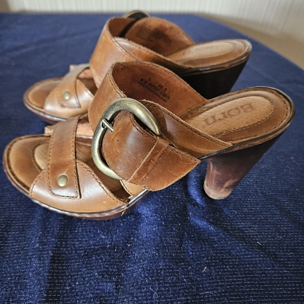Stylish BORN Mule Platform Heels Slip On